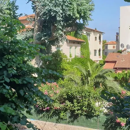 Exceptionnel T4 Hyper Centre Juan Les Pins 90m2 *